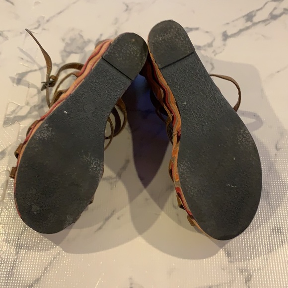 Shi wedges from Journeys - Picture 4 of 6